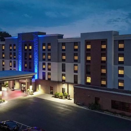 Holiday Inn Express & Suites Newport News, An Ihg Hotel Dış mekan fotoğraf