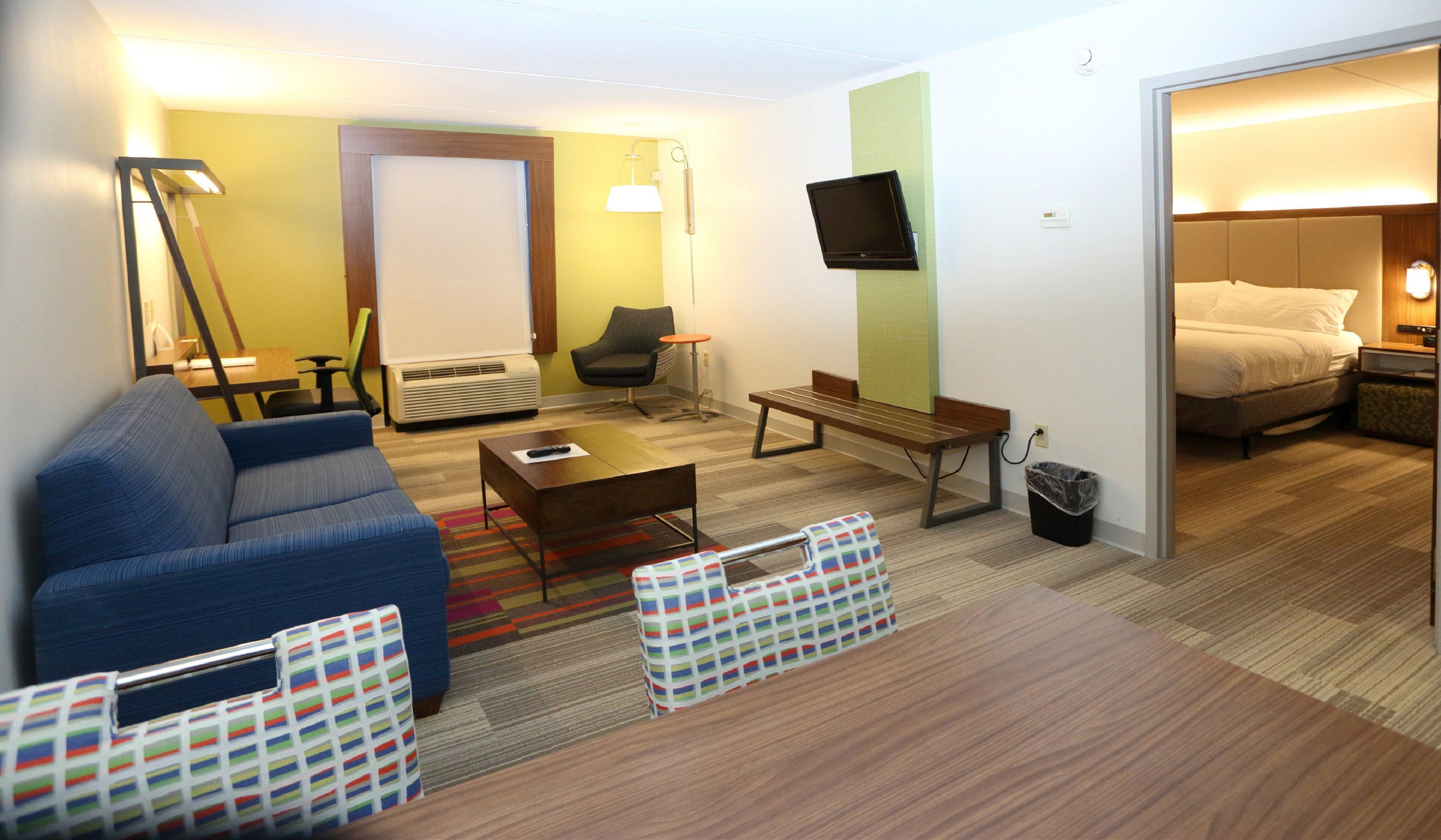 Holiday Inn Express & Suites Newport News, An Ihg Hotel Dış mekan fotoğraf