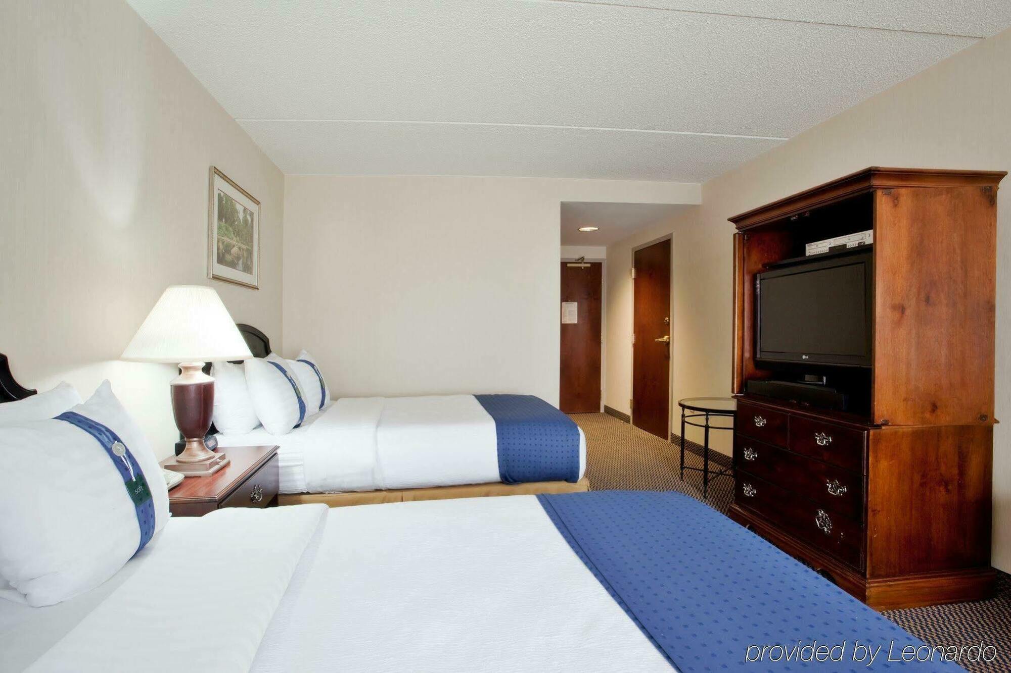 Holiday Inn Express & Suites Newport News, An Ihg Hotel Dış mekan fotoğraf